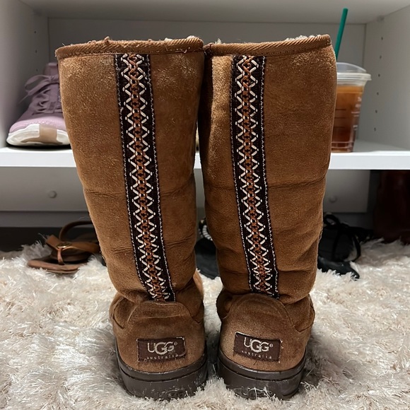 UGG good condition size 6 chestnut boots tall - Picture 1 of 5